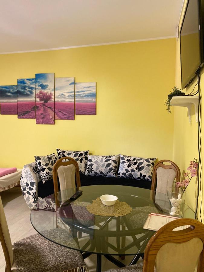 Maslina Rooms สเมเดเรโว ภายนอก รูปภาพ